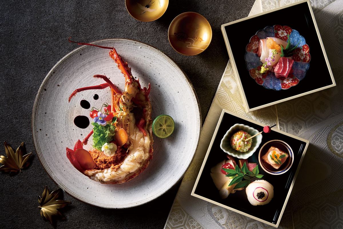 Bespoke wedding course presented on Kyoto ceramics