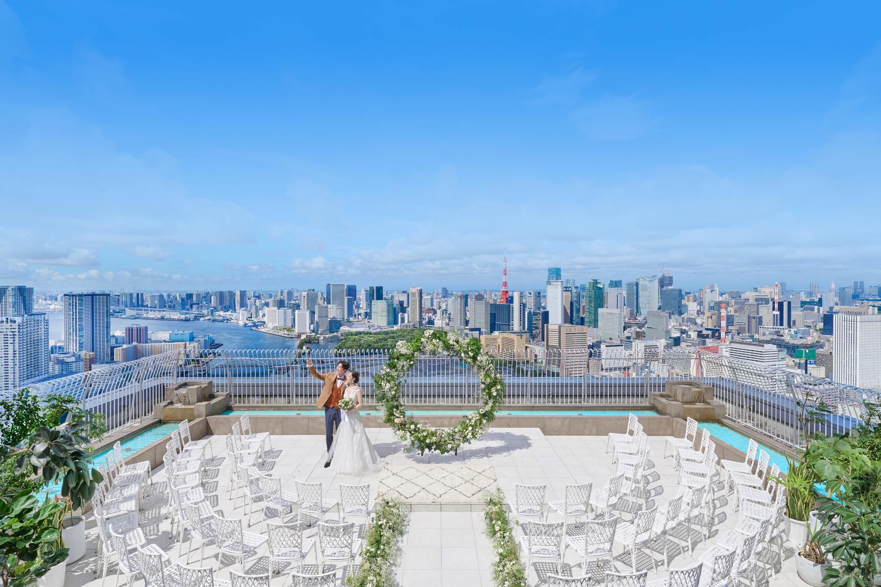 A rooftop wedding ceremony overlooking the Tokyo skyline